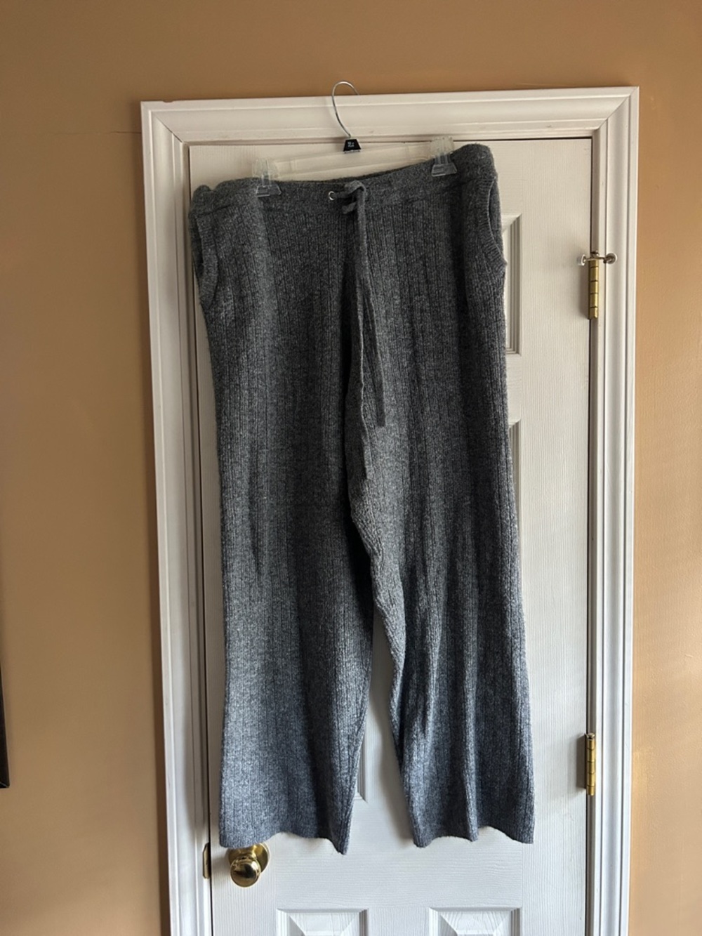 DKNY Gray Ribbed Knit Drawstring Lounge Pants